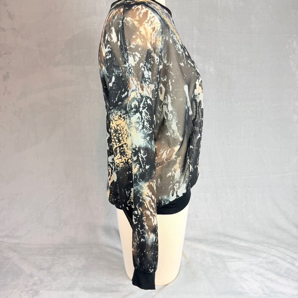 Cabi Woman Med Blouse Sheer Chiffon Python Print Ribbed Bottom - Picture 6 of 11